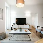 Urban Chic Apartment In The Heart Of Historic Lisbon