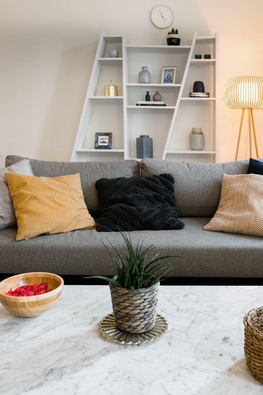 Urban Chic In The Heart Of Historic Apartment Lissabon